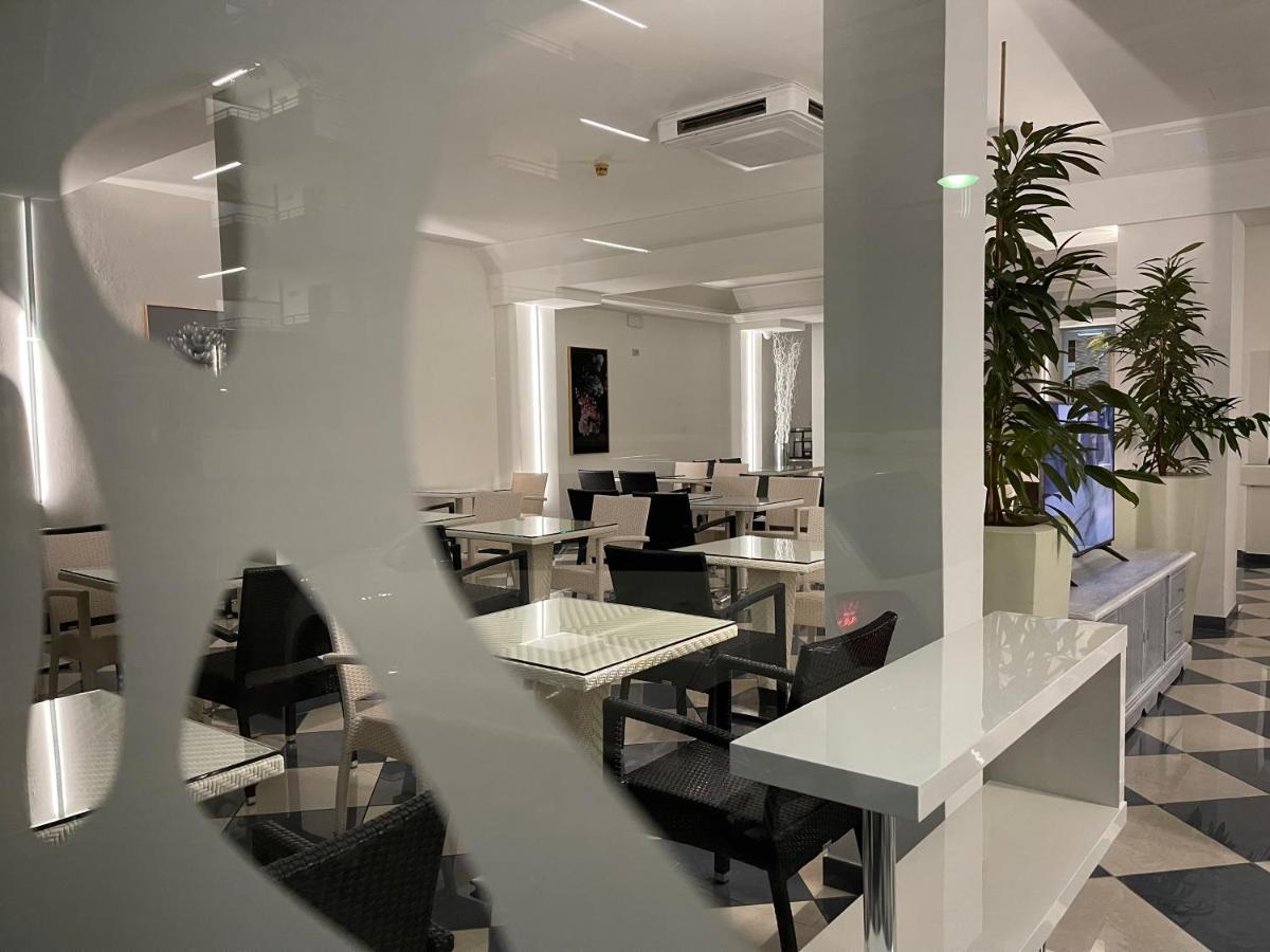 Hotel Athena Λινιάνο Σαμπιαντόρο Εξωτερικό φωτογραφία